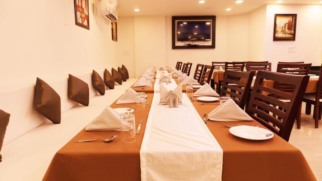 Hotel Max Inn Bhāgalpur Zewnętrze zdjęcie