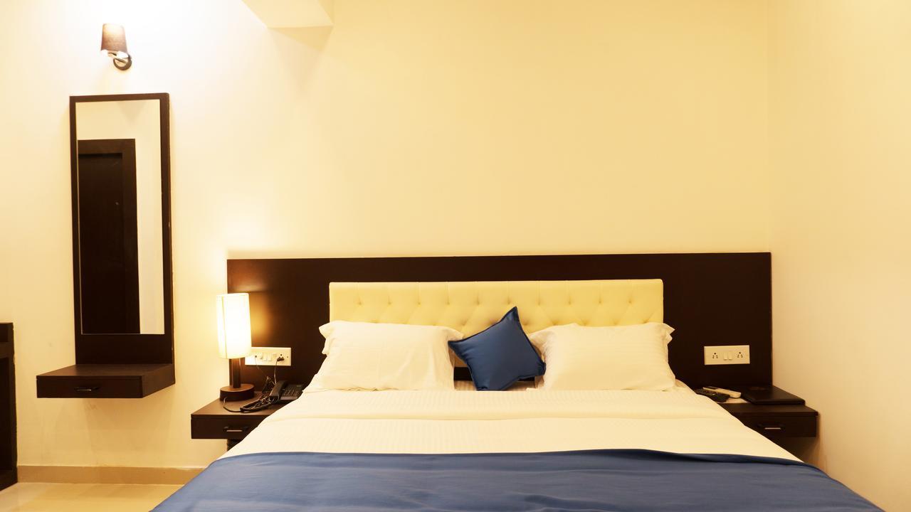 Hotel Max Inn Bhāgalpur Zewnętrze zdjęcie